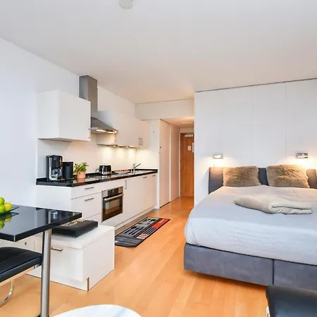 718 Apartment